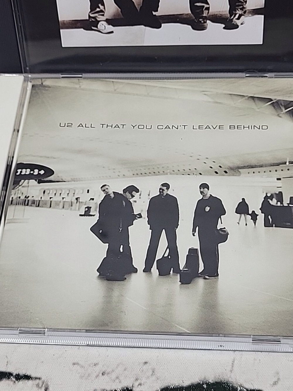 Assorted U2 CD Albums - Black, White and Orange Covers - Picture 5 of 5